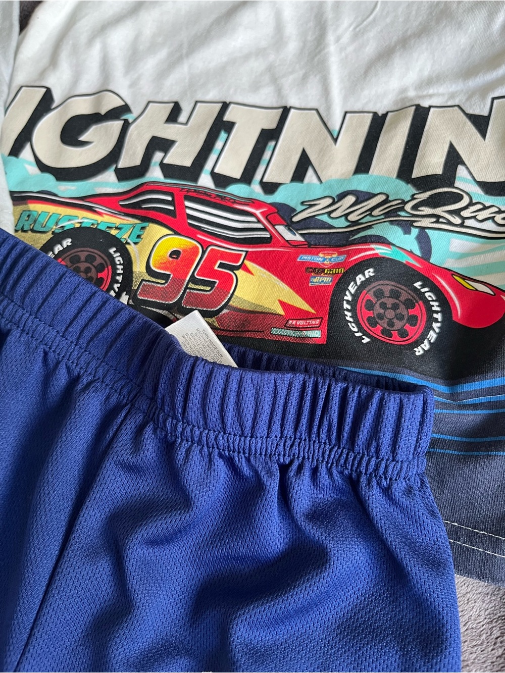Lightning McQueen & Sonic Outfit Bundle Size 3T ๐โก - Picture 10 of 13